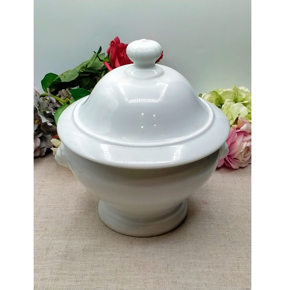 Sopera antigua francesa