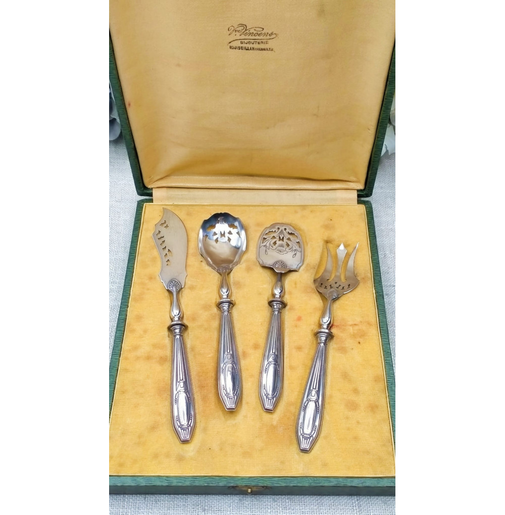 Caja de servicios plata y...