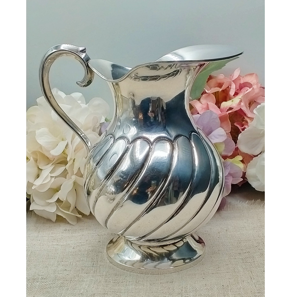 Jarra plateada Pedro Duran