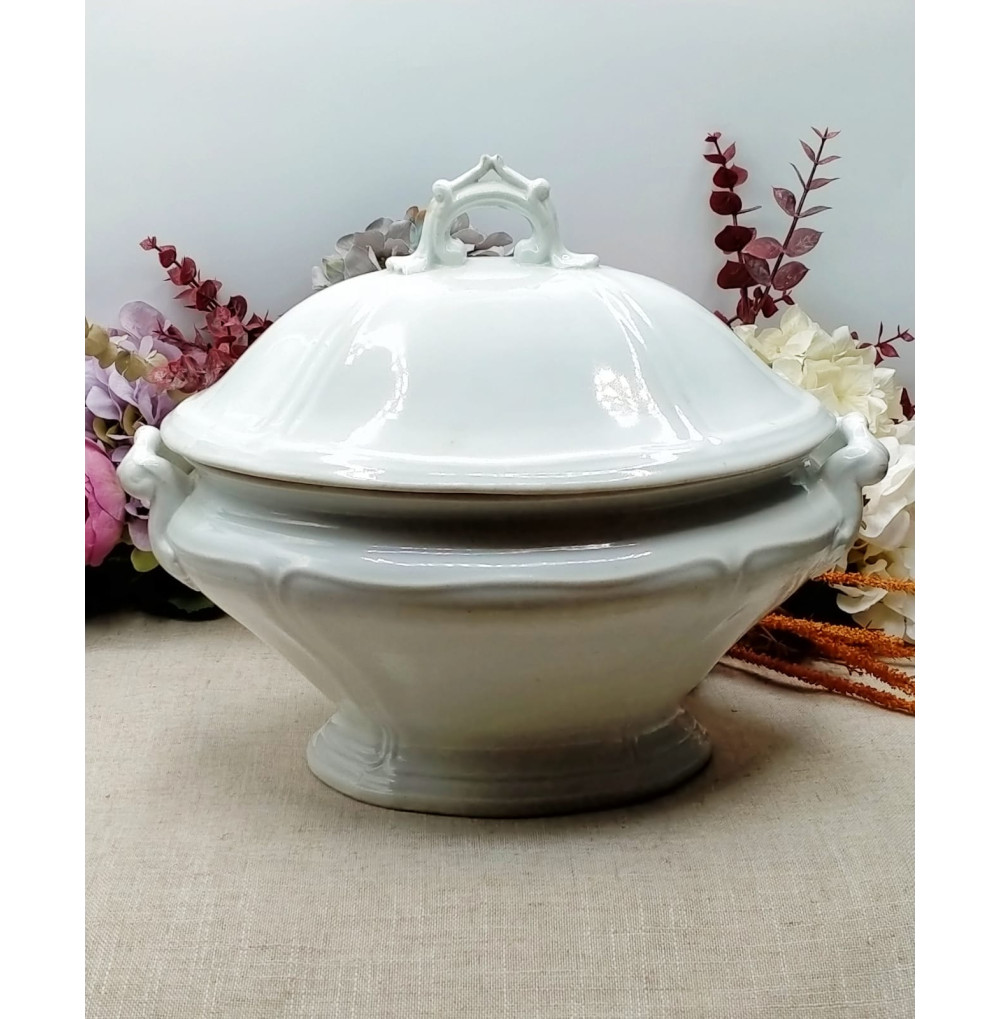 Sopera blanca Vista Alegre...