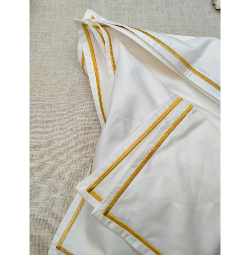 Servilletas cordón dorado