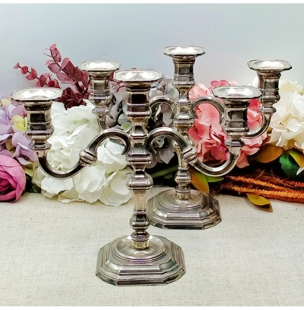 Pareja de candelabros